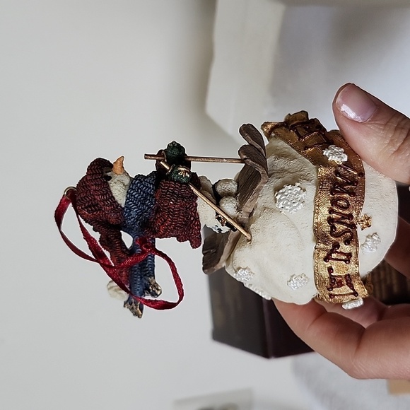 Boyds Bears Let It Snow 1997 Skiing Snowman Christmas Ornament. - Picture 3 of 5